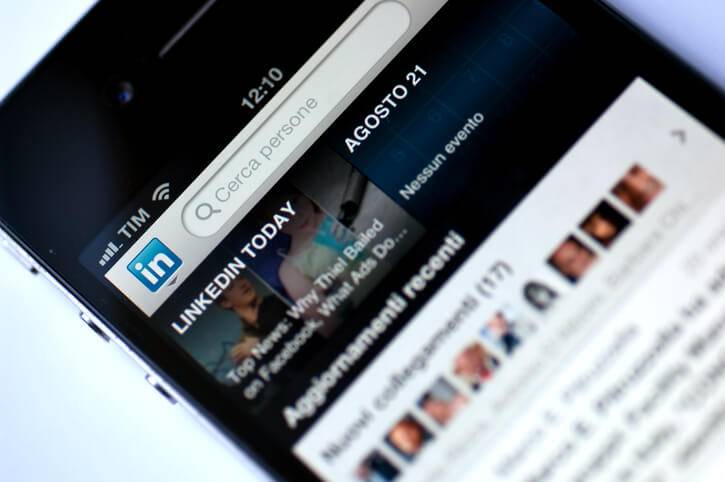 LinkedIN social network used for doxing